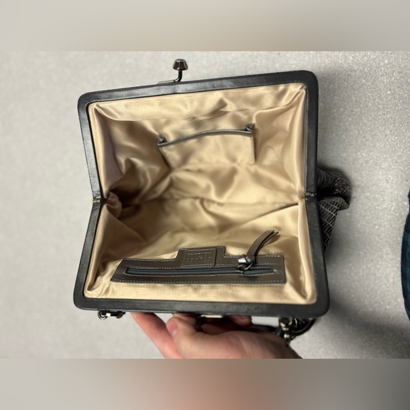 Stuart weitzman clutch shoulder handbag - Picture 7 of 11